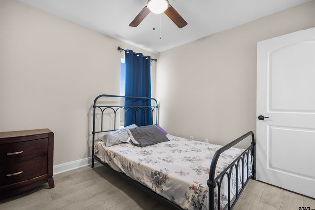 1126 E Oakwood St, Tyler, TX 75702