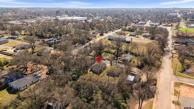 1126 E Oakwood St, Tyler, TX 75702