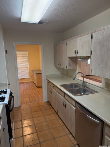 101 Creekside Drive, Boerne, TX 78006