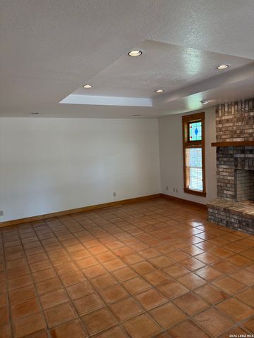 101 Creekside Drive, Boerne, TX 78006