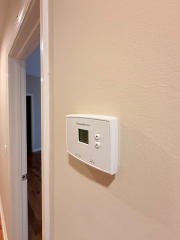 1534 E Marquette Road, Chicago, IL 60637