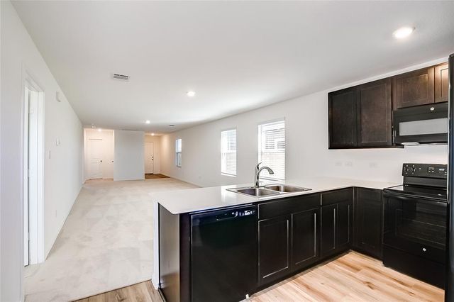 1133 Largemouth LN, Bastrop, TX 78602