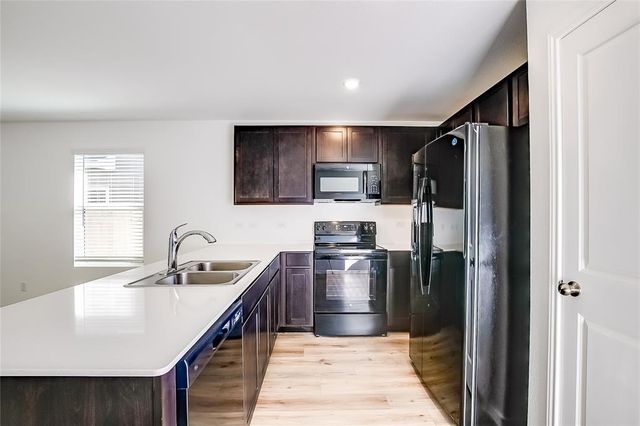1133 Largemouth LN, Bastrop, TX 78602