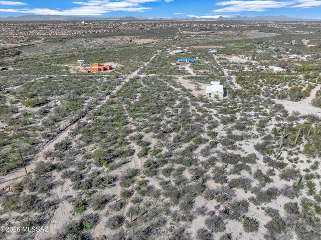 5255 S Perlita Road, Tucson, AZ 85747