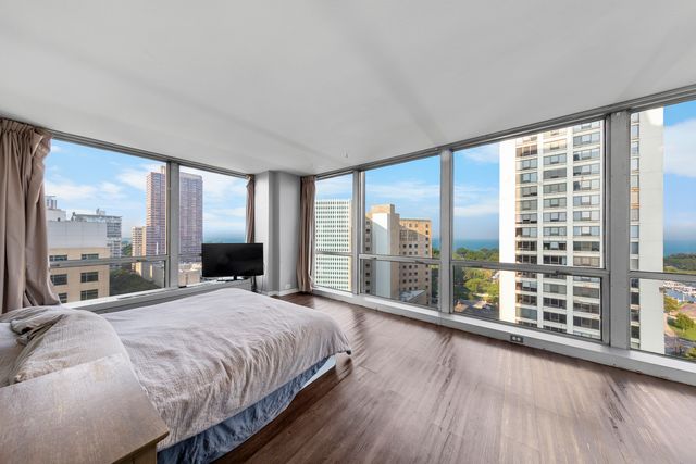 330 W Diversey Parkway 1508, Chicago, IL 60657