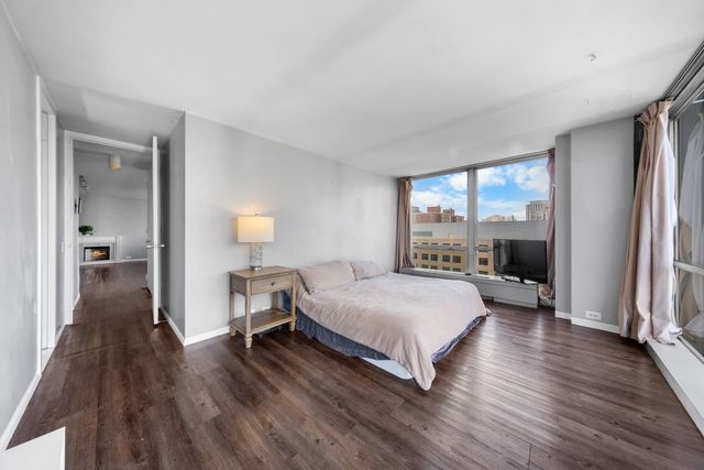 330 W Diversey Parkway 1508, Chicago, IL 60657