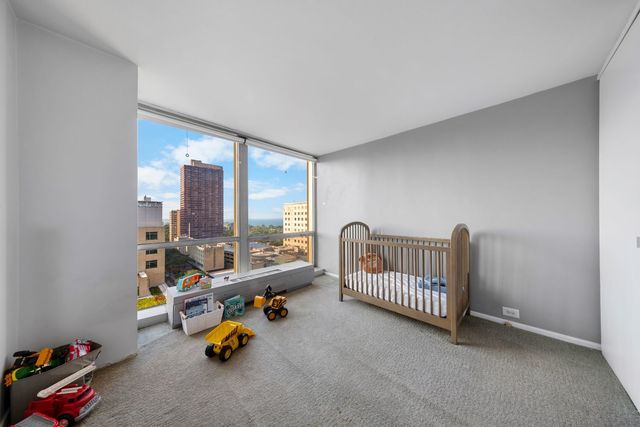 330 W Diversey Parkway 1508, Chicago, IL 60657