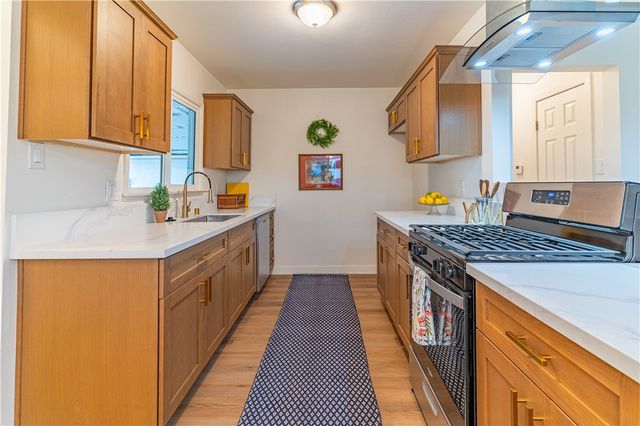 3766 Lofton Place, Riverside, CA 92501