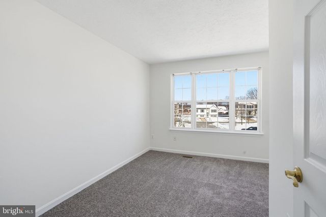 6 REEF CT, Baltimore, MD 21219