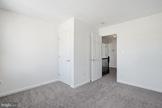 6 REEF CT, Baltimore, MD 21219