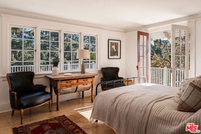 2107 Santa Rosa Avenue, Altadena, CA 91001