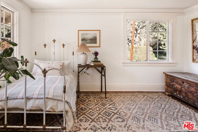 2107 Santa Rosa Avenue, Altadena, CA 91001