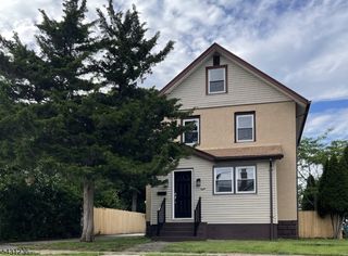 8 Germantown Ave, Edison Twp., NJ 08817