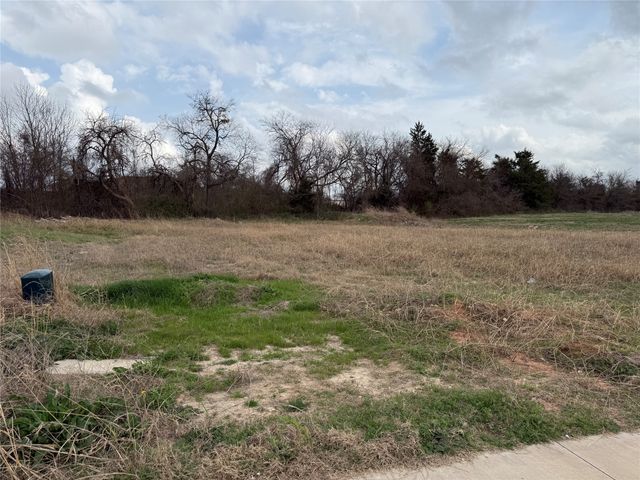 114 Indian, Trenton, TX 75490