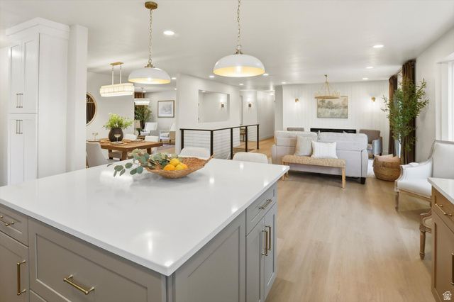 8760 S RUSTLER RD, Cottonwood Heights, UT 84093
