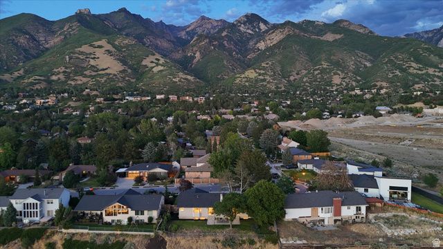 8760 S RUSTLER RD, Cottonwood Heights, UT 84093