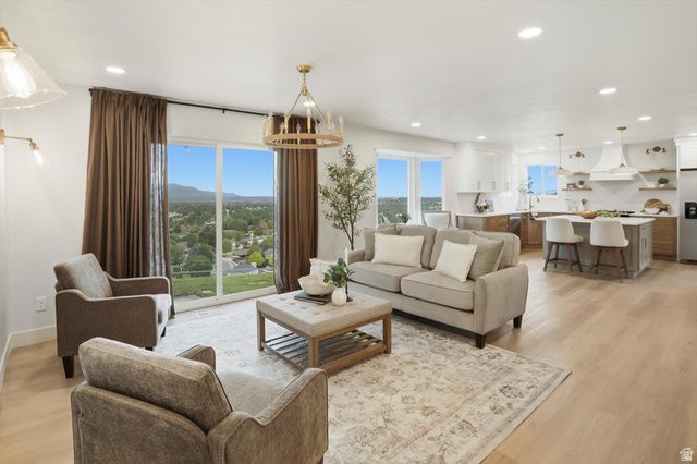 8760 S RUSTLER RD, Cottonwood Heights, UT 84093