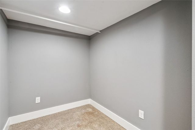 826 21st Avenue SW, Cedar Rapids, IA 52404