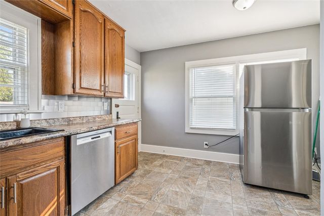 826 21st Avenue SW, Cedar Rapids, IA 52404