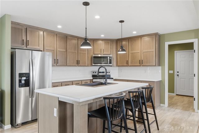 411 Kalynn Circle 30, Fairborn, OH 45324