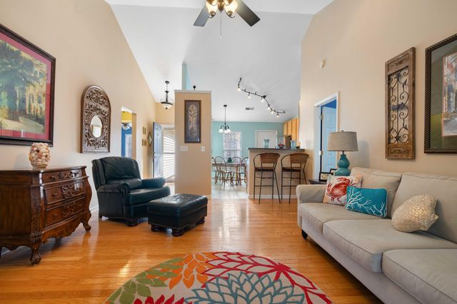 202 Moon Shadow Lane, Summerville, SC 29485