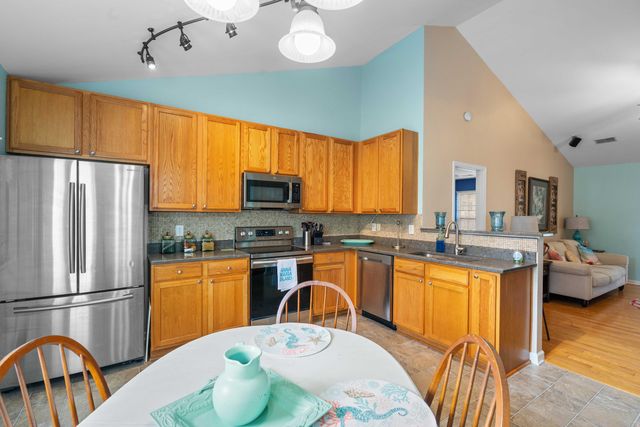 202 Moon Shadow Lane, Summerville, SC 29485