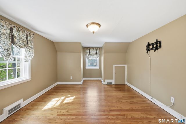 19 Cheney Lane, Newington, CT 06111