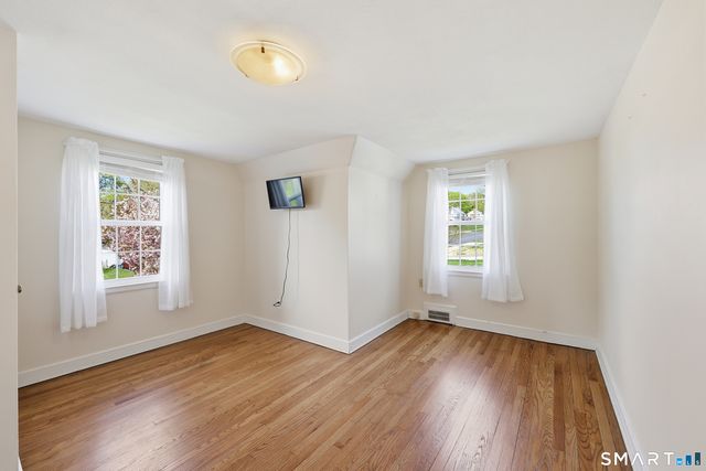 19 Cheney Lane, Newington, CT 06111