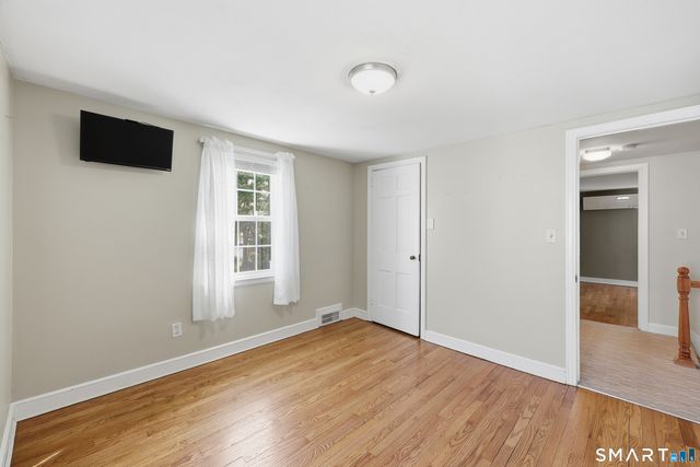 19 Cheney Lane, Newington, CT 06111