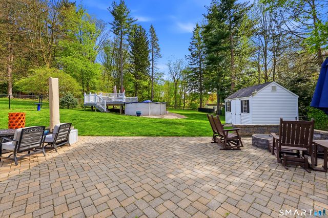 19 Cheney Lane, Newington, CT 06111