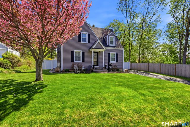 19 Cheney Lane, Newington, CT 06111