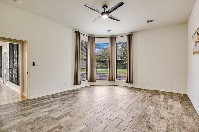 213 Mirafield LN, Austin, TX 78737