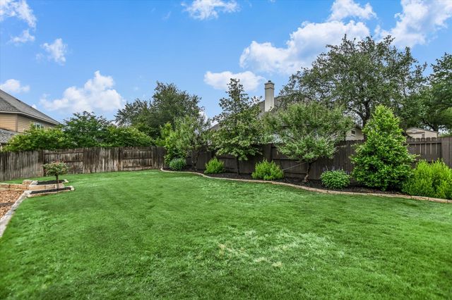 213 Mirafield LN, Austin, TX 78737