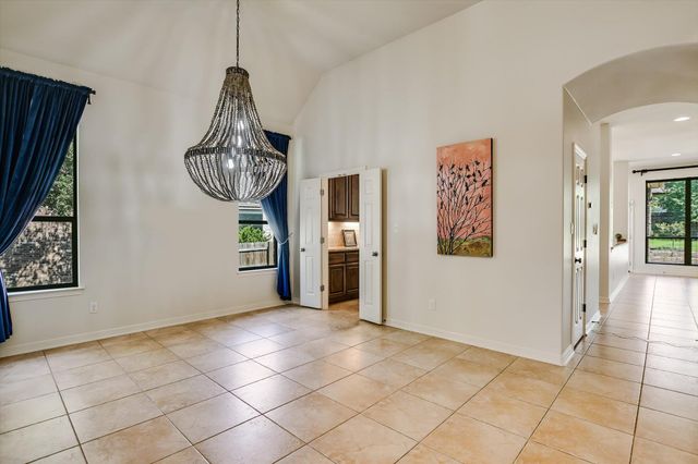 213 Mirafield LN, Austin, TX 78737