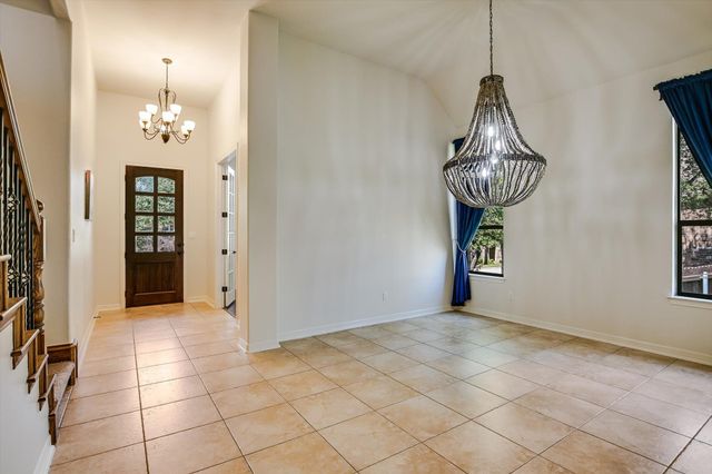 213 Mirafield LN, Austin, TX 78737