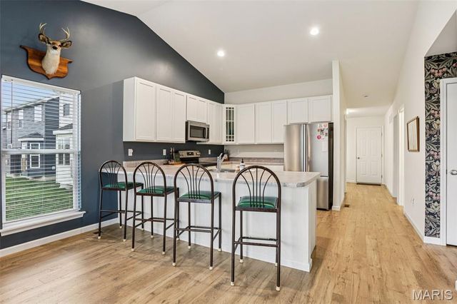 328 Crestfield Court, St Charles, MO 63301