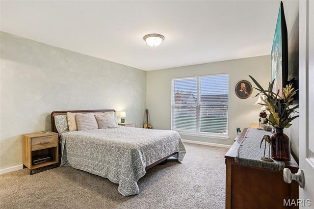 328 Crestfield Court, St Charles, MO 63301