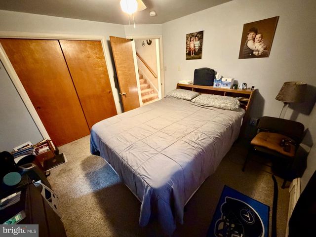 801 LOBELIA AVE, Reading, PA 19605