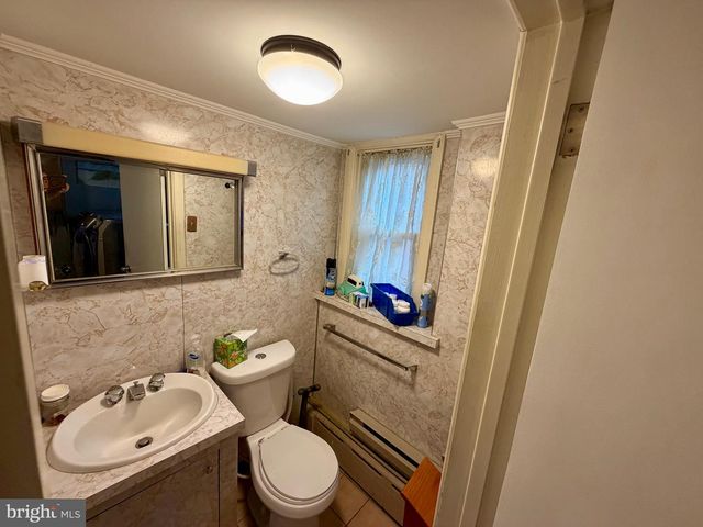 801 LOBELIA AVE, Reading, PA 19605