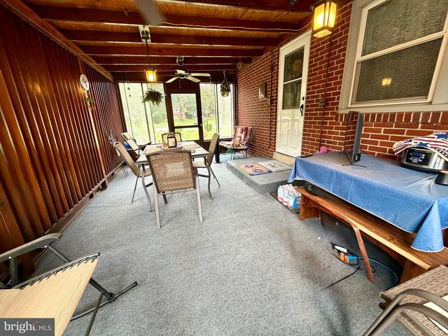801 LOBELIA AVE, Reading, PA 19605