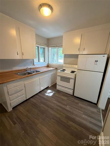 3526 Eastway Drive, Charlotte, NC 28205
