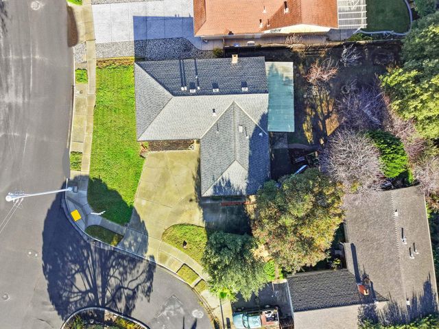 7482 Birkdale Dr, Newark, CA 94560