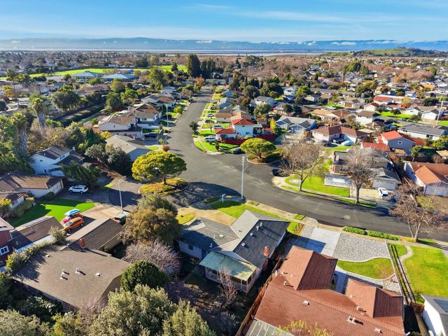 7482 Birkdale Dr, Newark, CA 94560