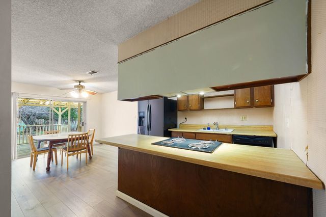 7482 Birkdale Dr, Newark, CA 94560