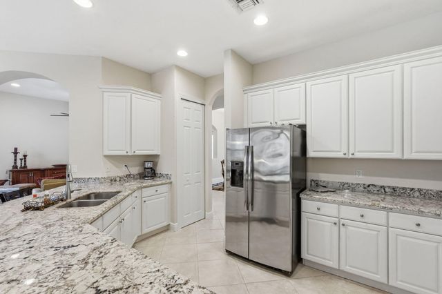 2553 NW CRYSTAL LAKE Drive NW, Jensen Beach, FL 34957