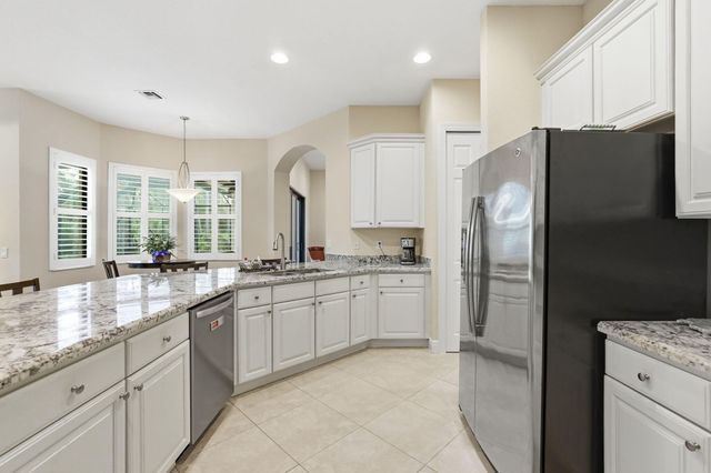 2553 NW CRYSTAL LAKE Drive NW, Jensen Beach, FL 34957