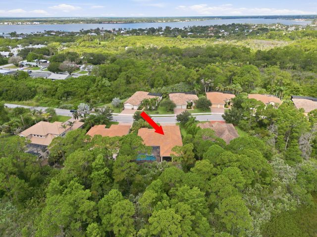 2553 NW CRYSTAL LAKE Drive NW, Jensen Beach, FL 34957