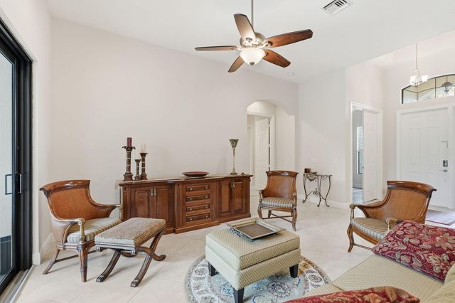 2553 NW CRYSTAL LAKE Drive NW, Jensen Beach, FL 34957
