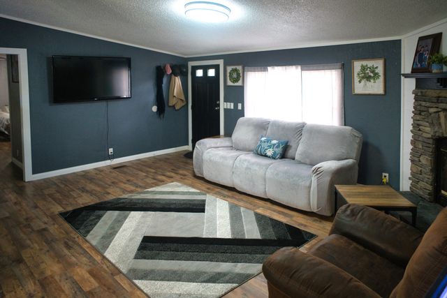 3079 Trace Creek Rd, White Bluff, TN 37187