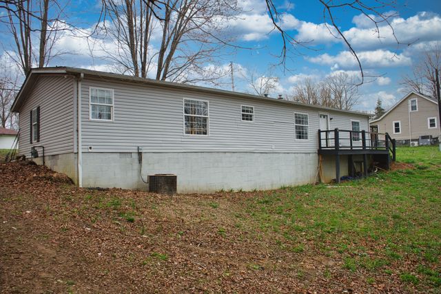 3079 Trace Creek Rd, White Bluff, TN 37187